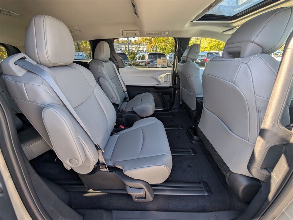 2025 Toyota Sienna XLE Cockeysville MD