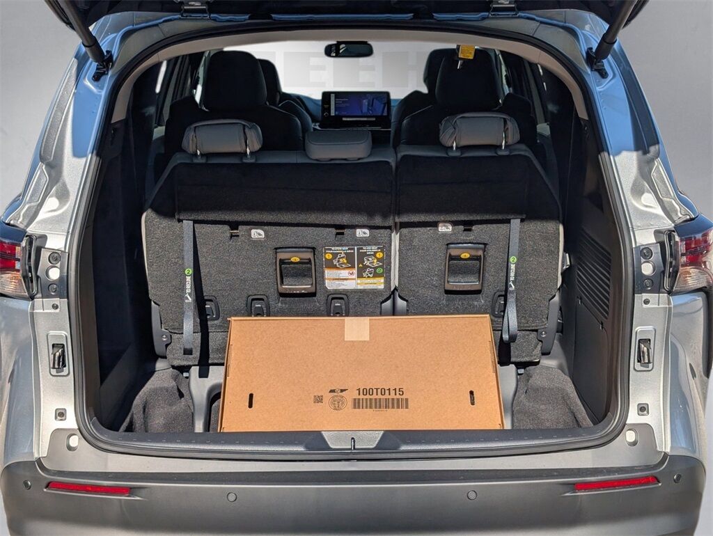 2025 Toyota Sienna XLE Cockeysville MD