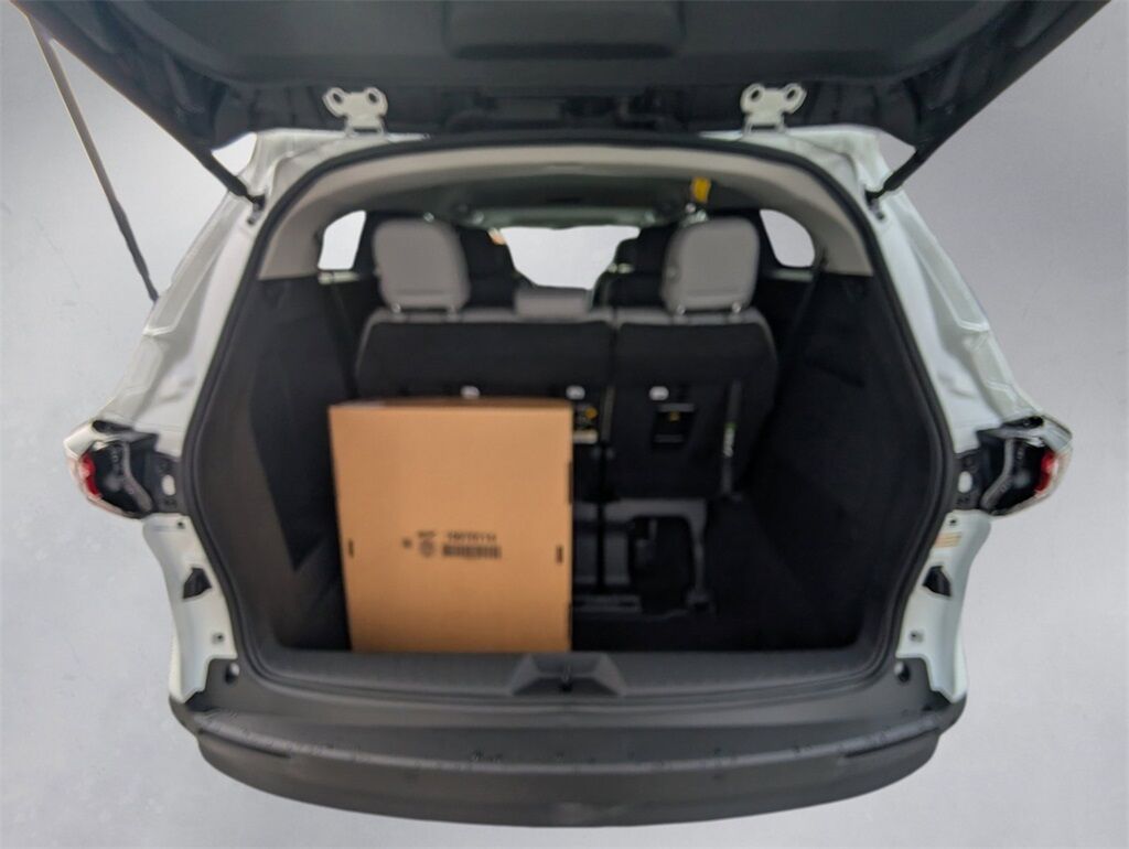 2025 Toyota Sienna XLE Cockeysville MD