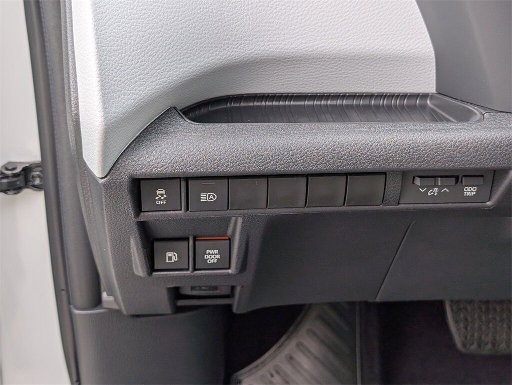2025 Toyota Sienna XLE Cockeysville MD