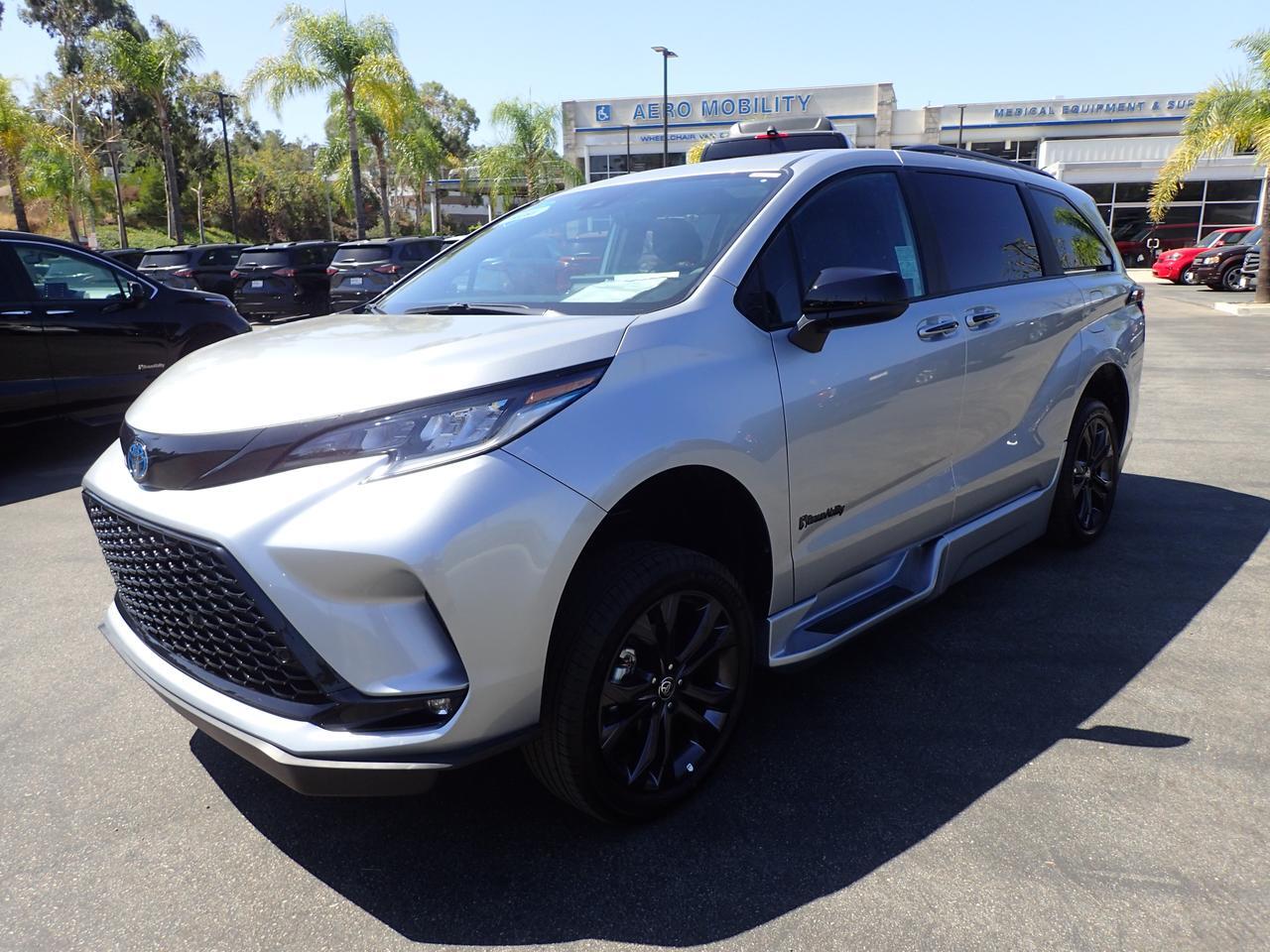 2025 Toyota Sienna XSE Anaheim CA