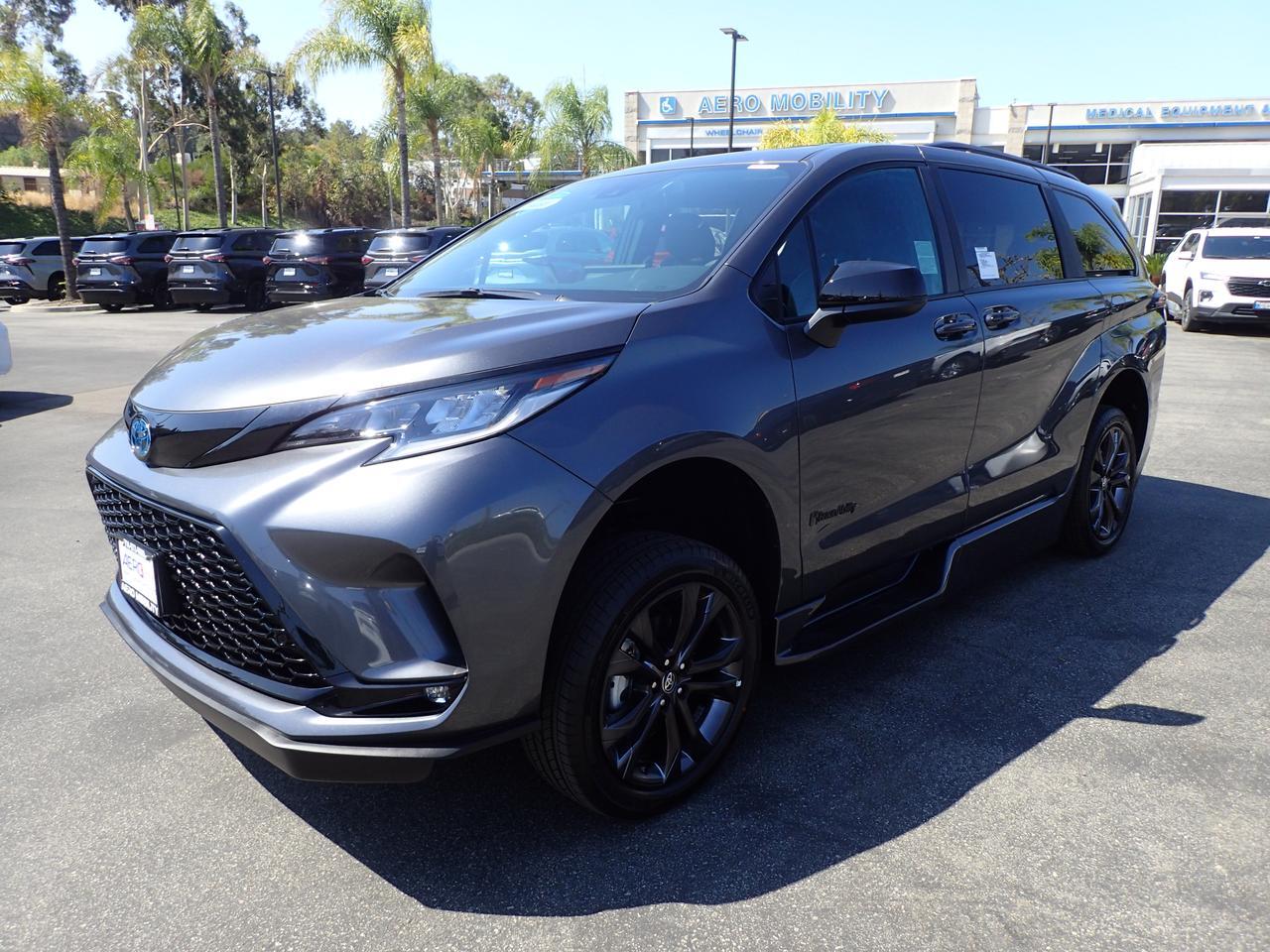 2025 Toyota Sienna XSE Anaheim CA