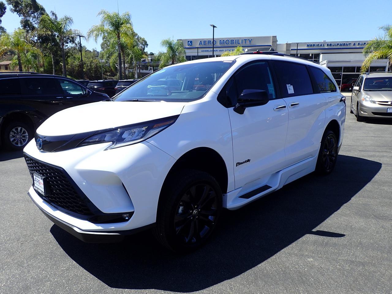 2025 Toyota Sienna XSE Anaheim CA