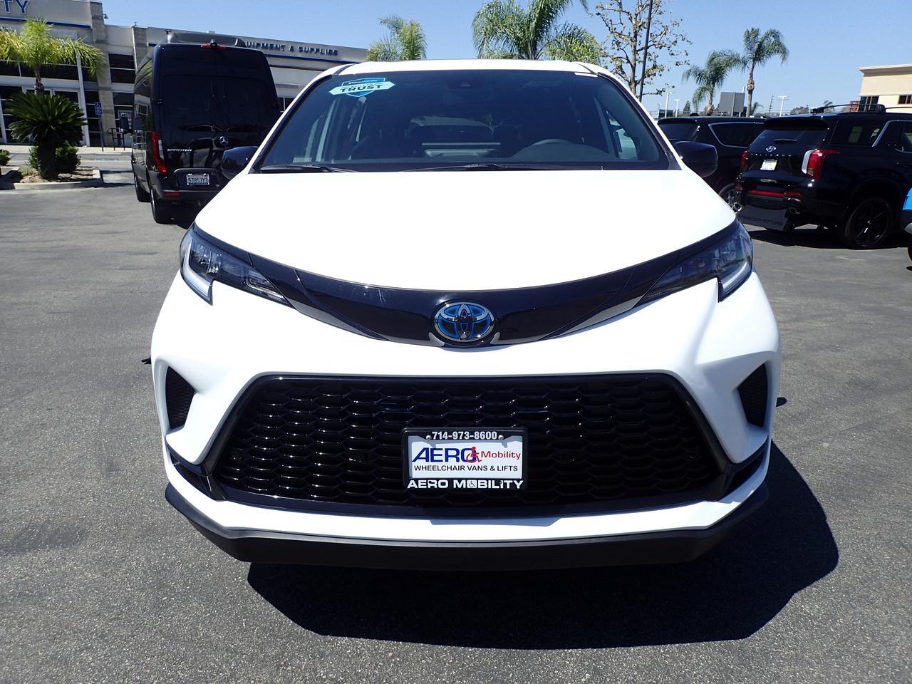 2025 Toyota Sienna XSE Anaheim CA