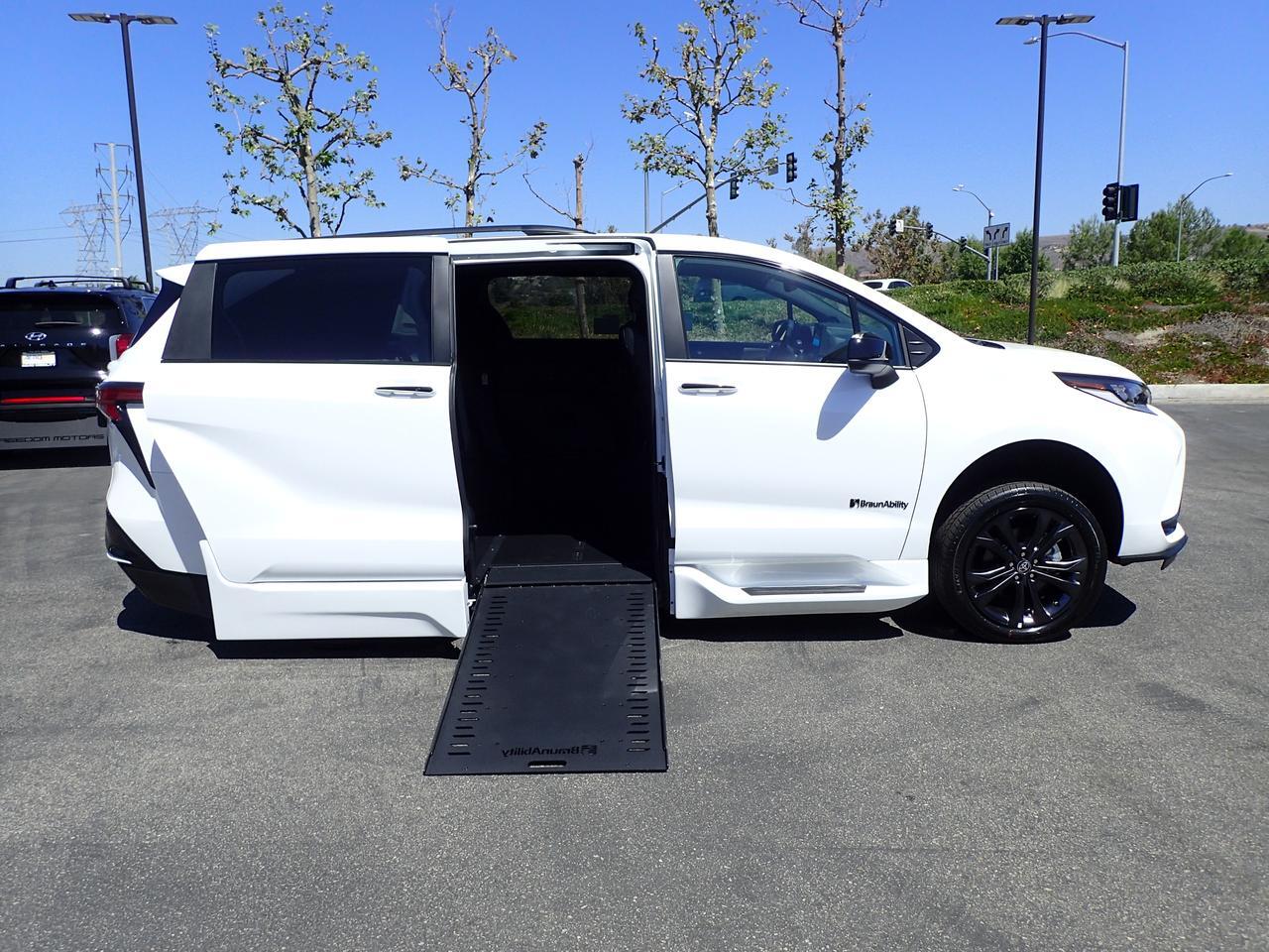 2025 Toyota Sienna XSE Anaheim CA
