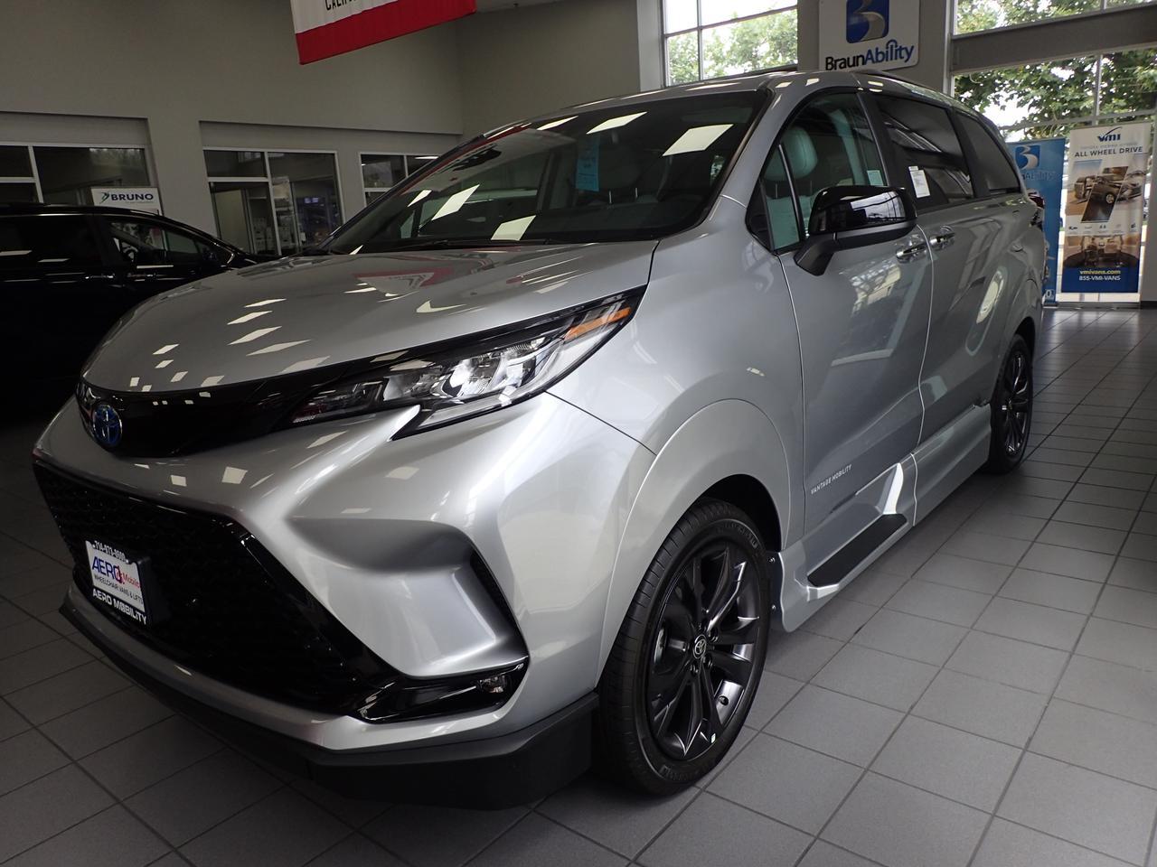 2025 Toyota Sienna XSE+ Anaheim CA