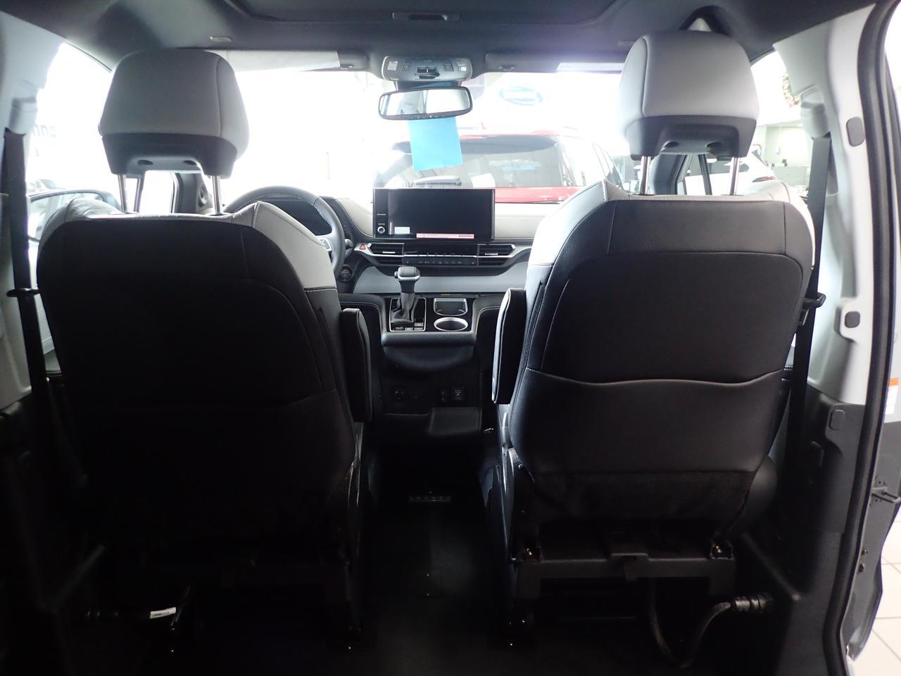 2025 Toyota Sienna XSE+ Anaheim CA