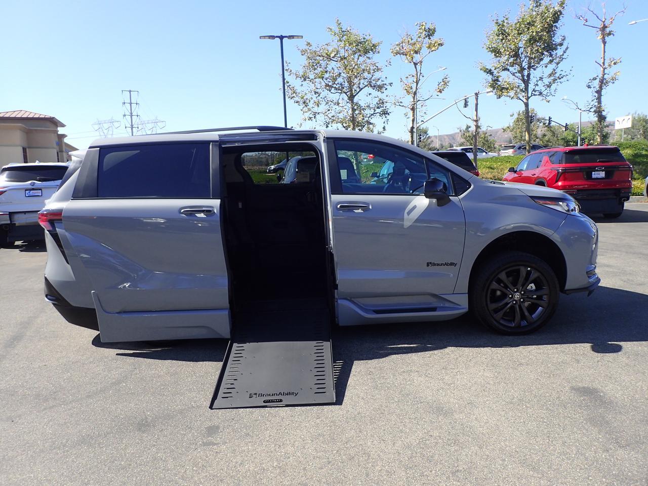 2025 Toyota Sienna XSE Anaheim CA