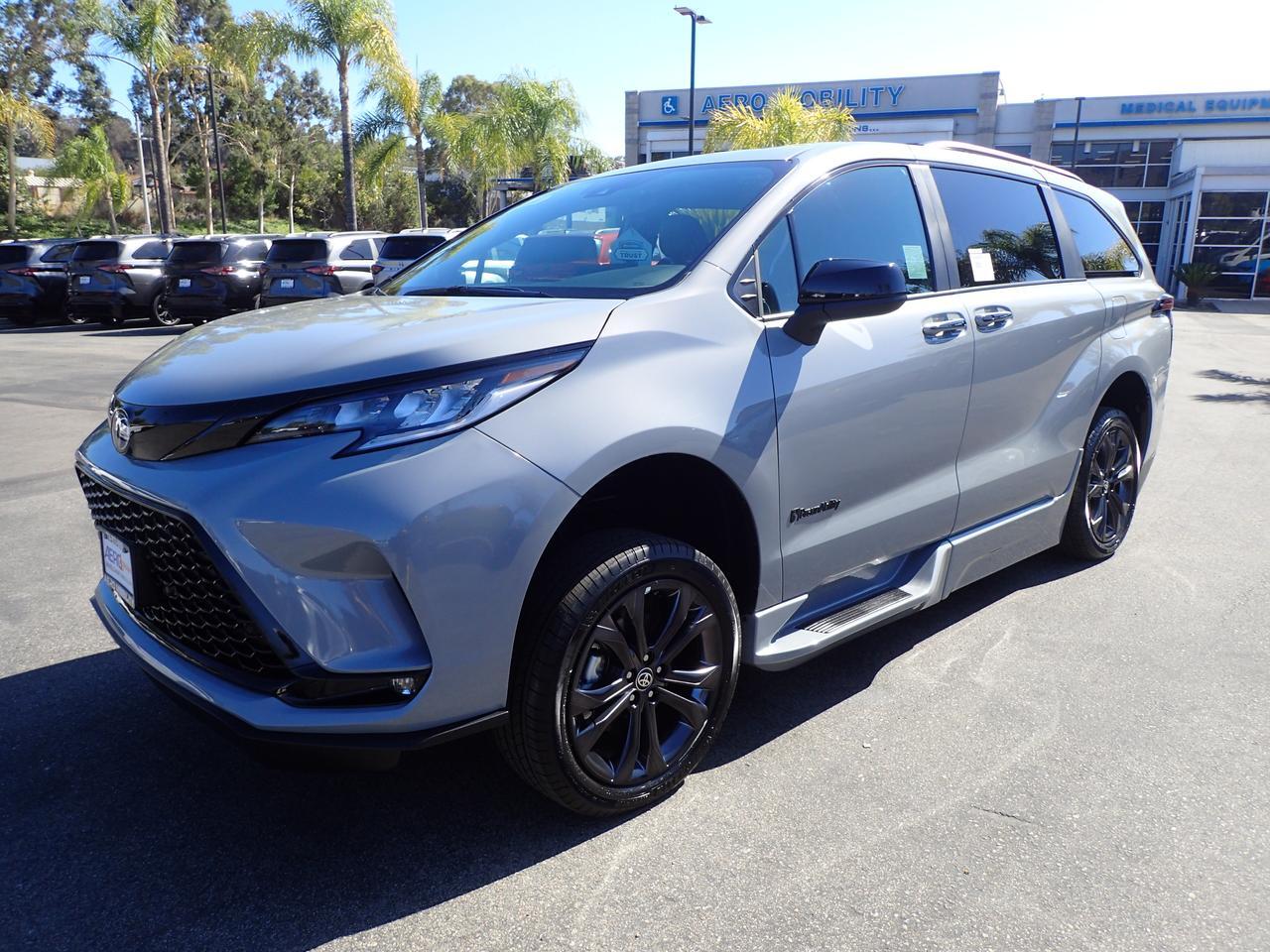 2025 Toyota Sienna XSE Anaheim CA