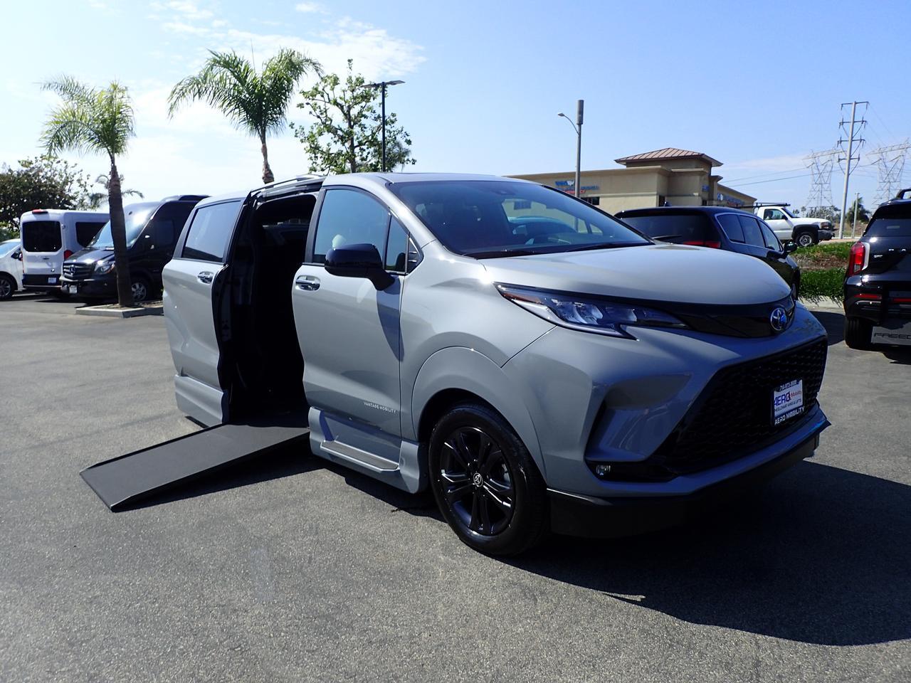2025 Toyota Sienna XSE Anaheim CA