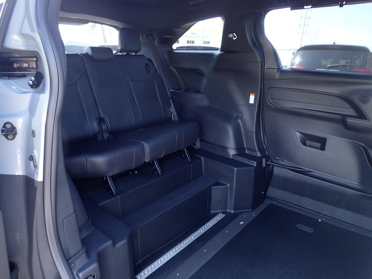 2025 Toyota Sienna XSE Anaheim CA