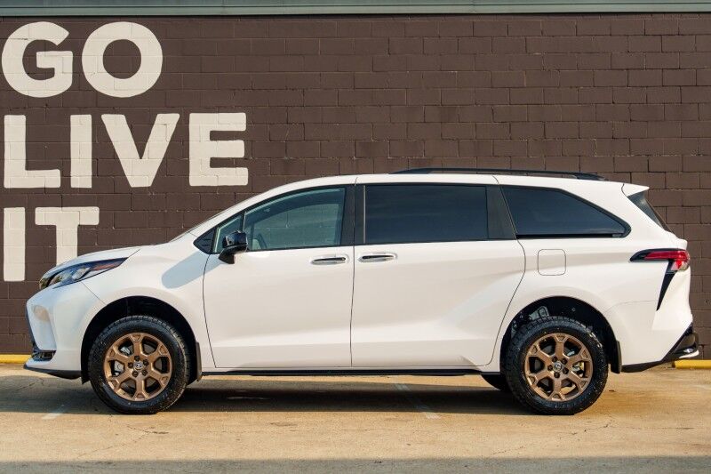 2025 Toyota Sienna XSE Birmingham AL