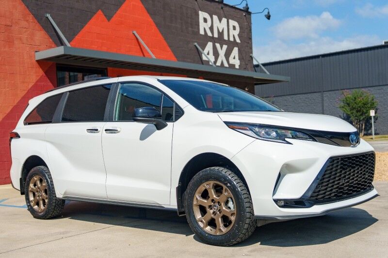 2025 Toyota Sienna XSE Birmingham AL