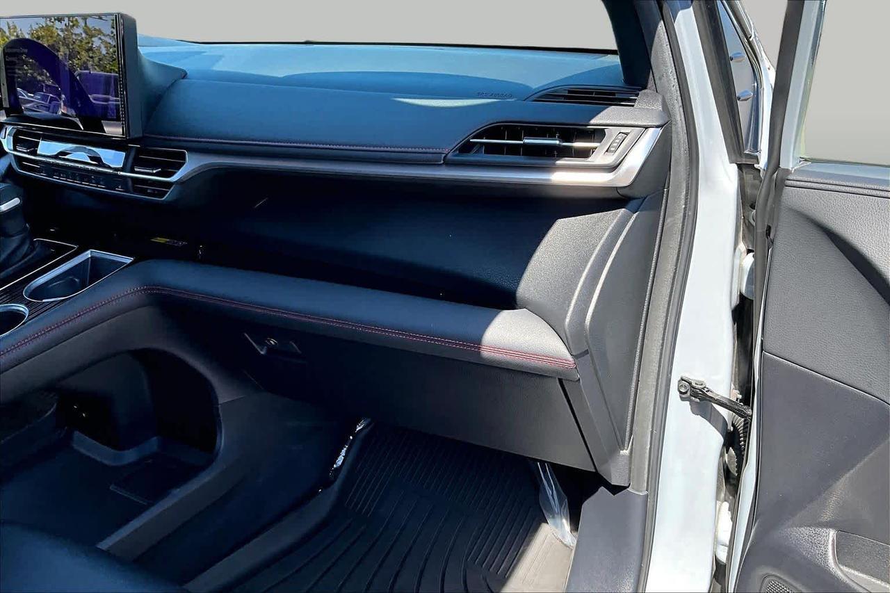 2025 Toyota Sienna XSE Folsom CA