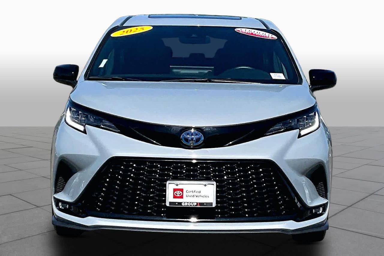 2025 Toyota Sienna XSE