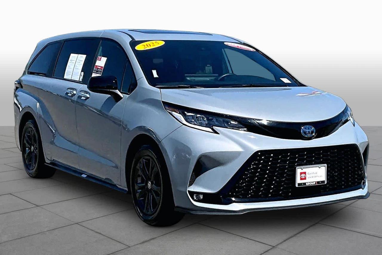 2025 Toyota Sienna XSE