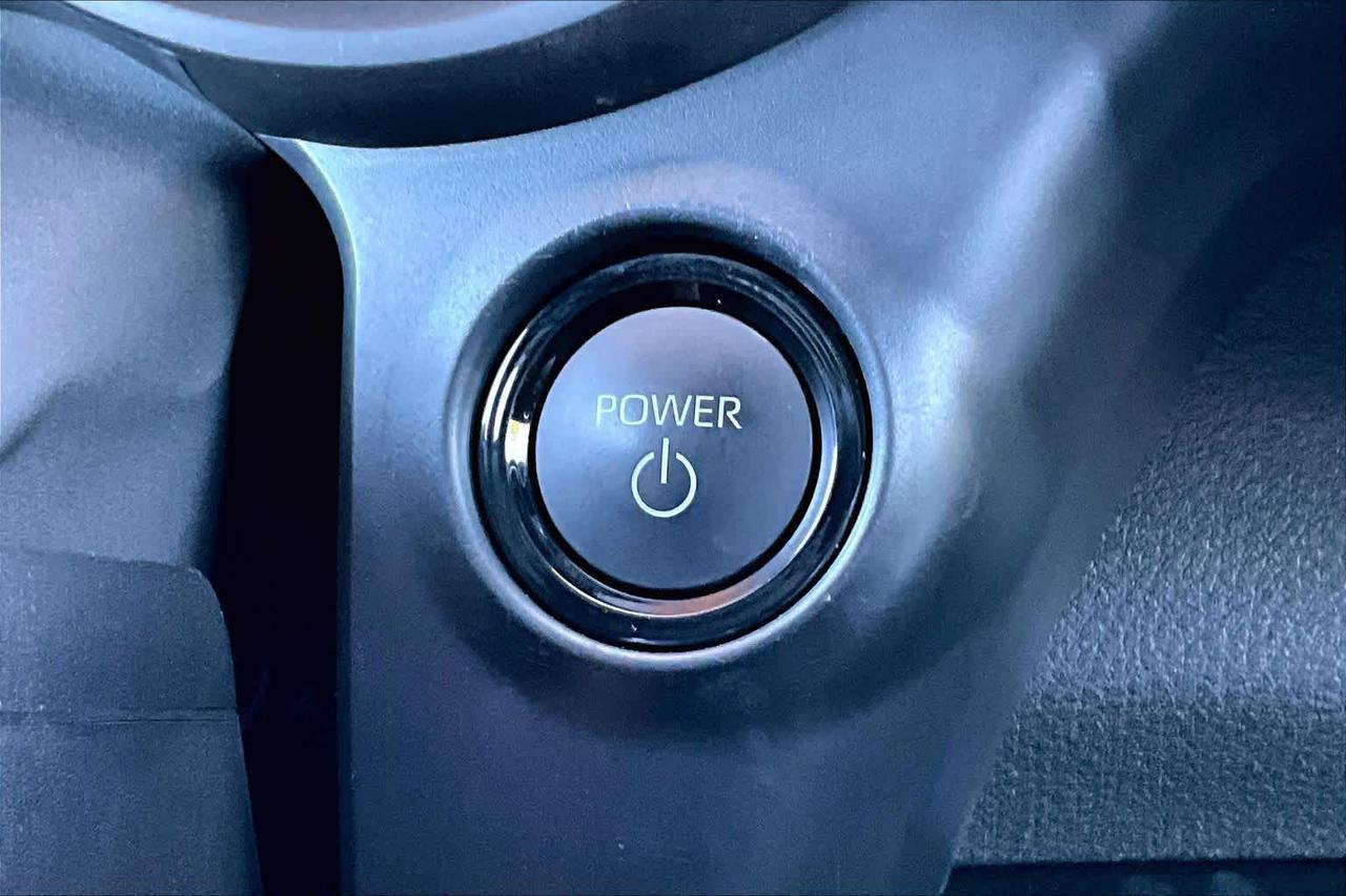 2025 Toyota Sienna XSE Folsom CA