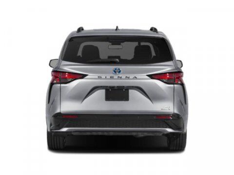 2025 Toyota Sienna XSE Hurst TX