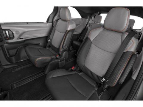 2025 Toyota Sienna XSE Hurst TX