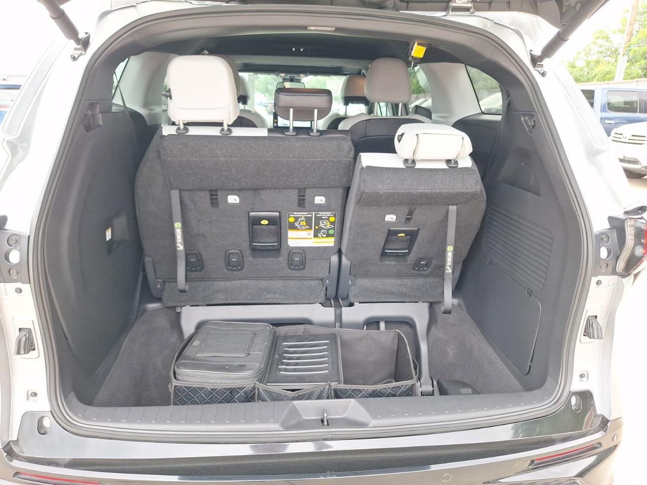 2025 Toyota Sienna XSE Hurst TX