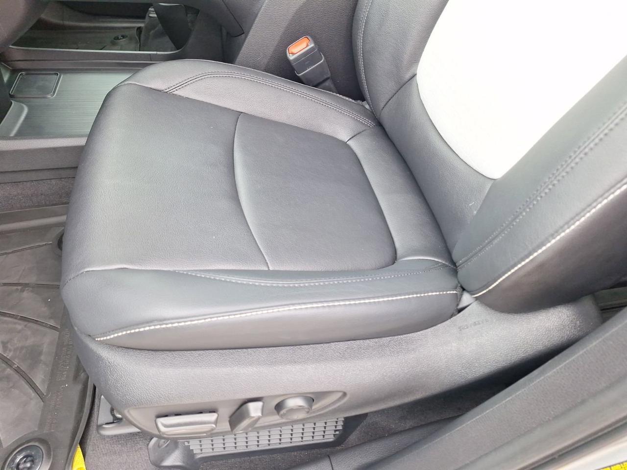 2025 Toyota Sienna XSE Hurst TX