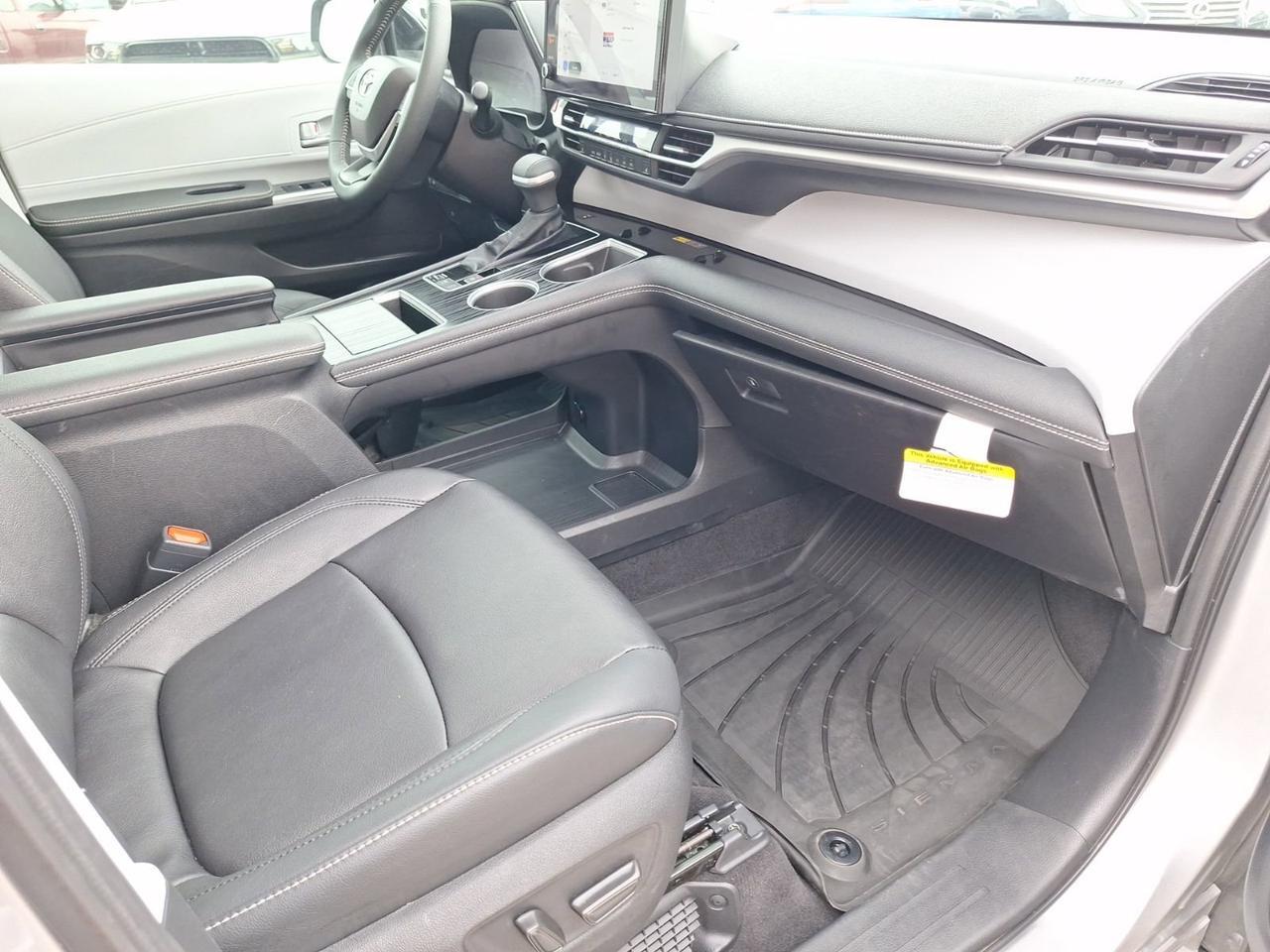 2025 Toyota Sienna XSE Hurst TX