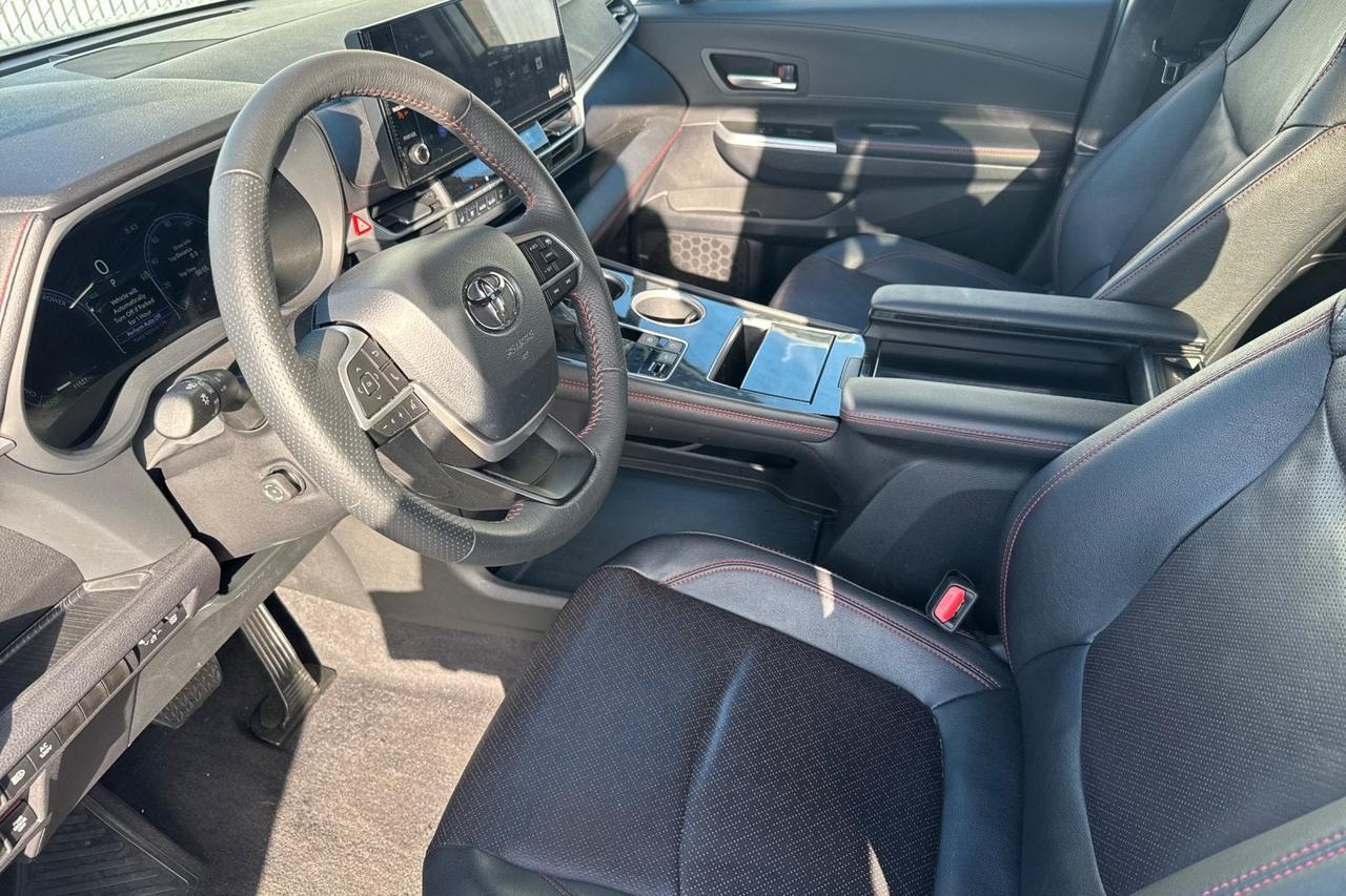 2025 Toyota Sienna XSE Roseville CA
