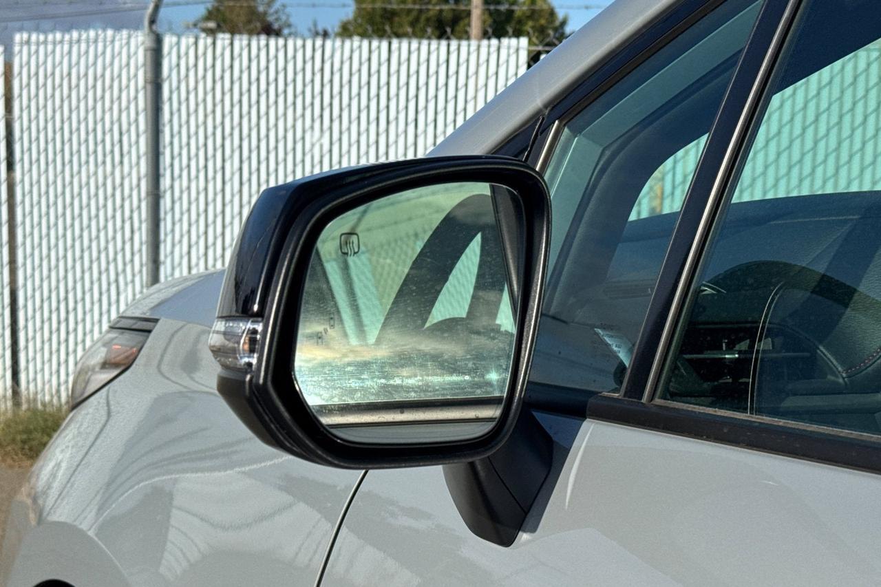 2025 Toyota Sienna XSE Roseville CA
