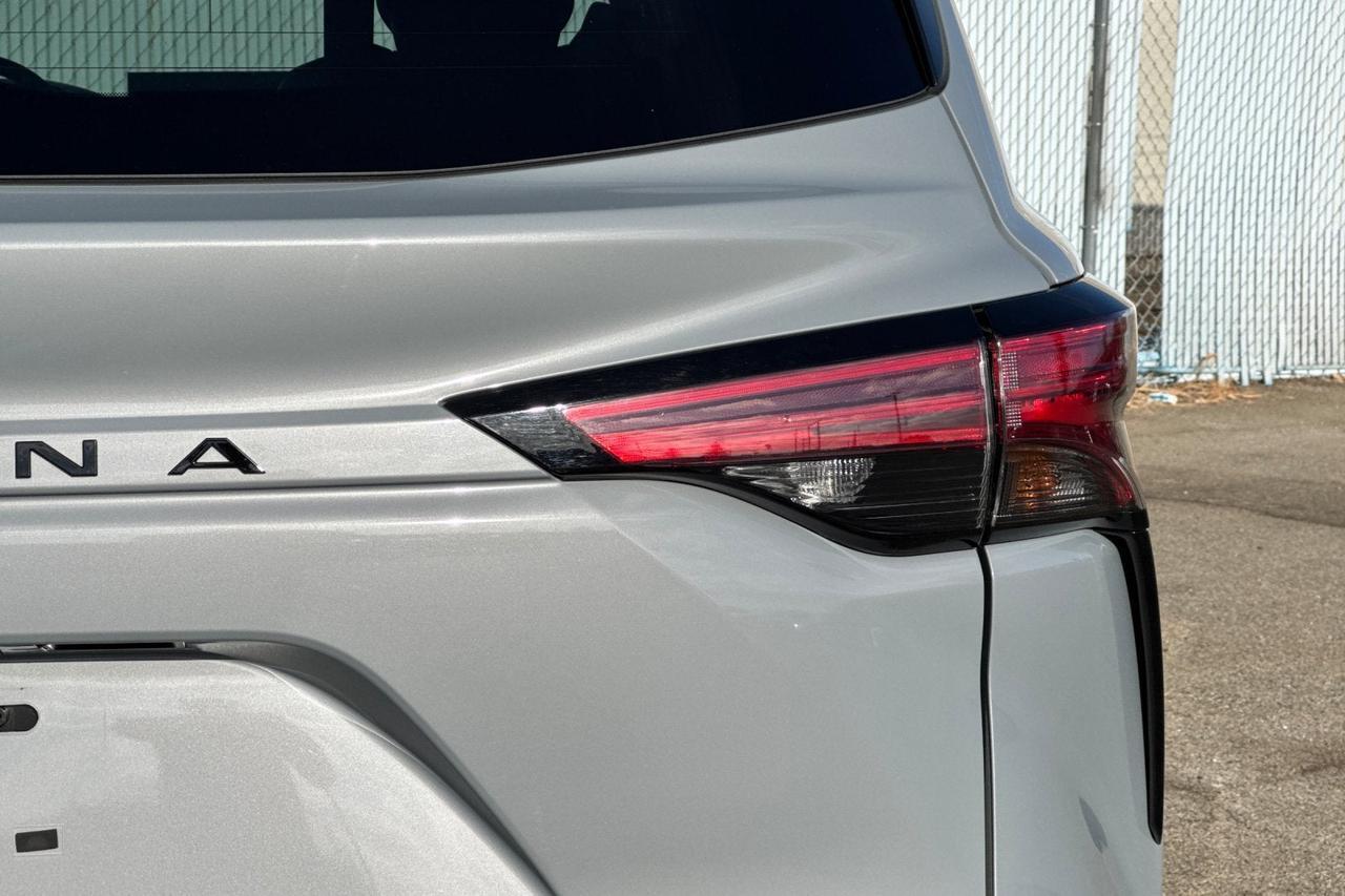 2025 Toyota Sienna XSE Roseville CA