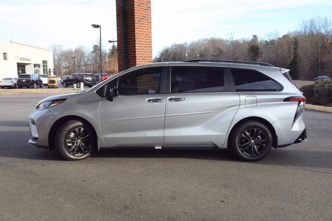 2025 Toyota Sienna XSE Fredericksburg VA
