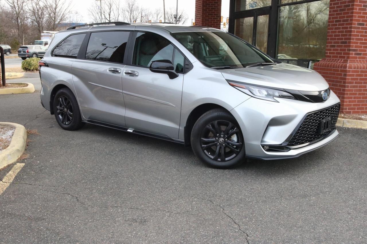 2025 Toyota Sienna XSE