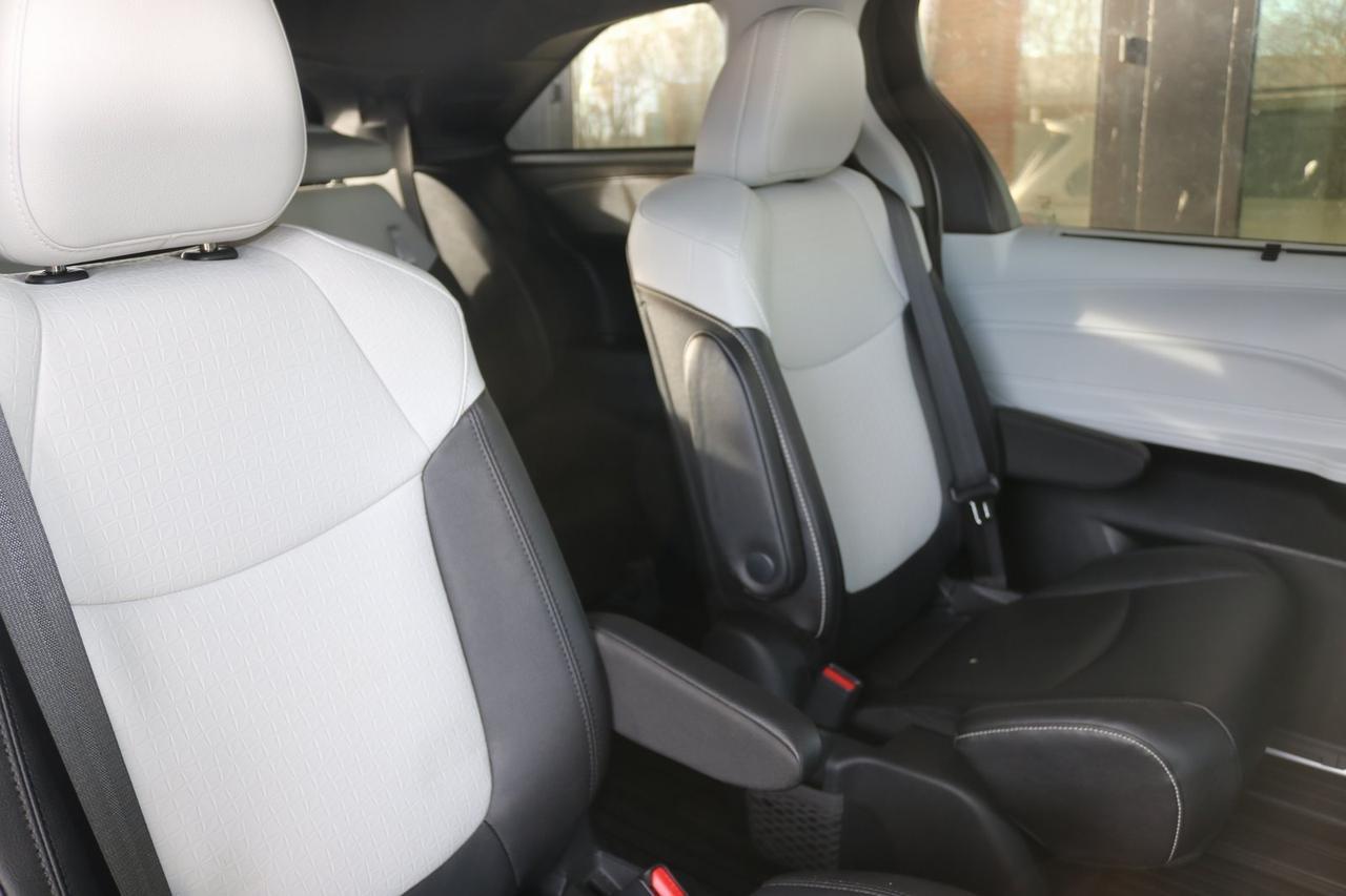 2025 Toyota Sienna XSE Fredericksburg VA