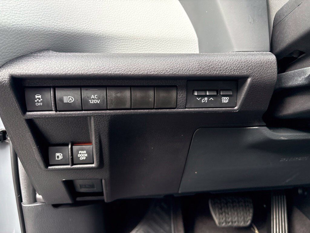 2025 Toyota Sienna XSE Cockeysville MD