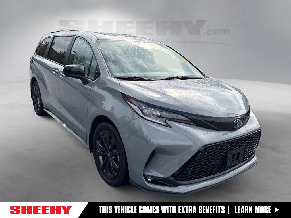 2025 Toyota Sienna XSE