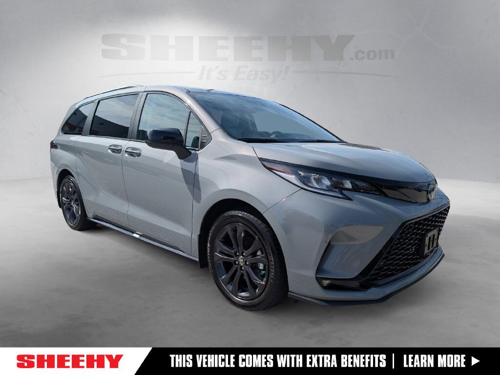 2025 Toyota Sienna XSE