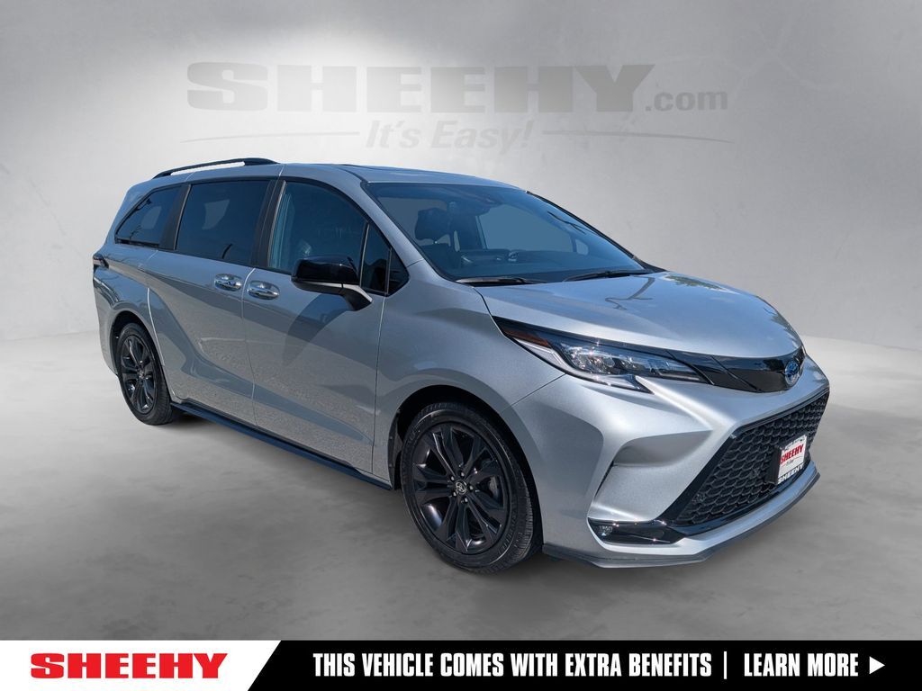 2025 Toyota Sienna XSE