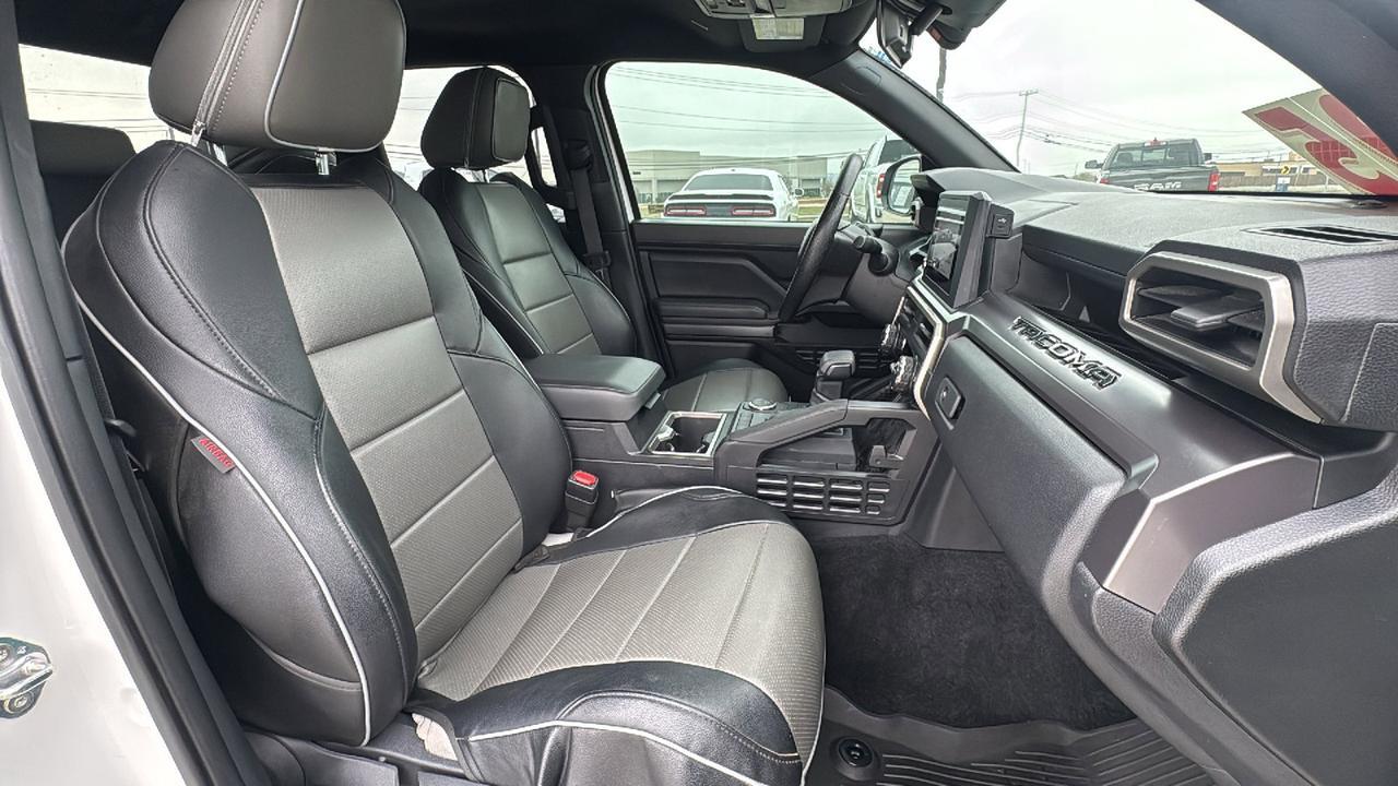 2025 Toyota Tacoma 2WD SR5 New Braunfels TX