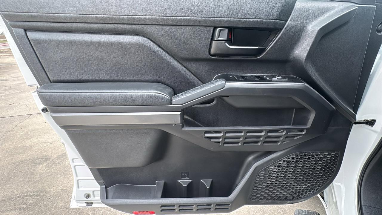 2025 Toyota Tacoma 2WD SR5 New Braunfels TX