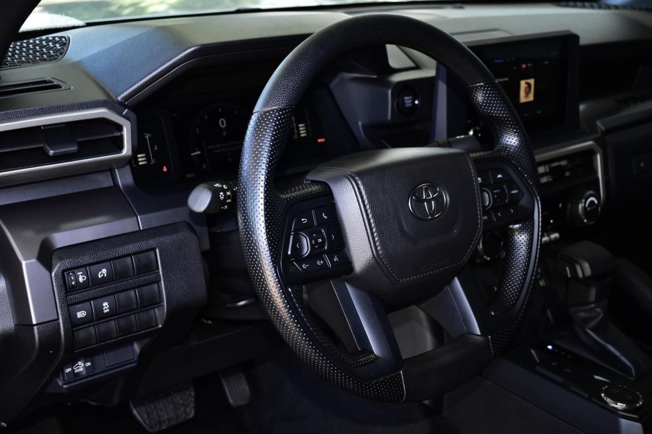 2025 Toyota Tacoma 2WD SR5 Tampa FL