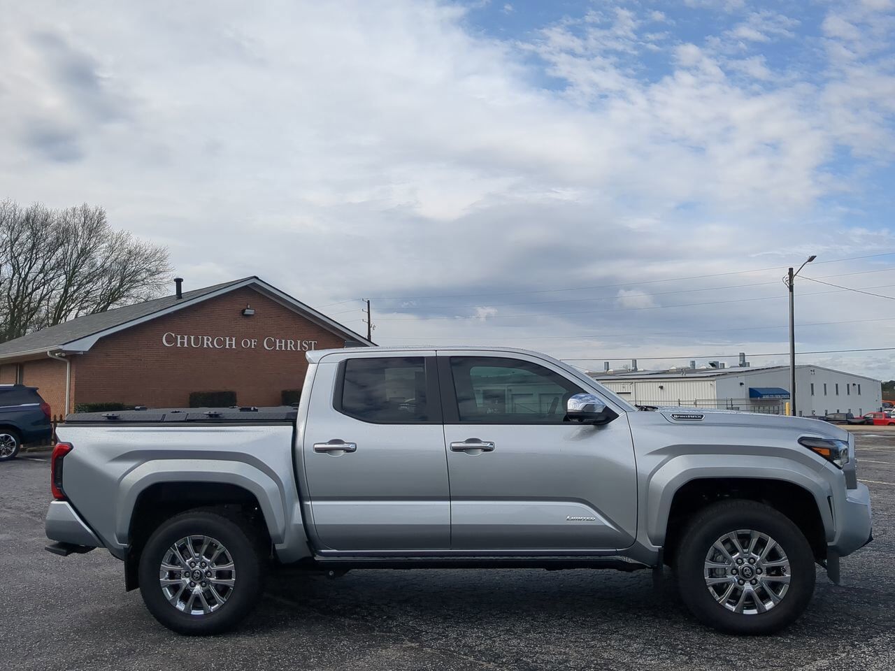 2025 Toyota Tacoma 4WD Limited Hybrid Appleton WI