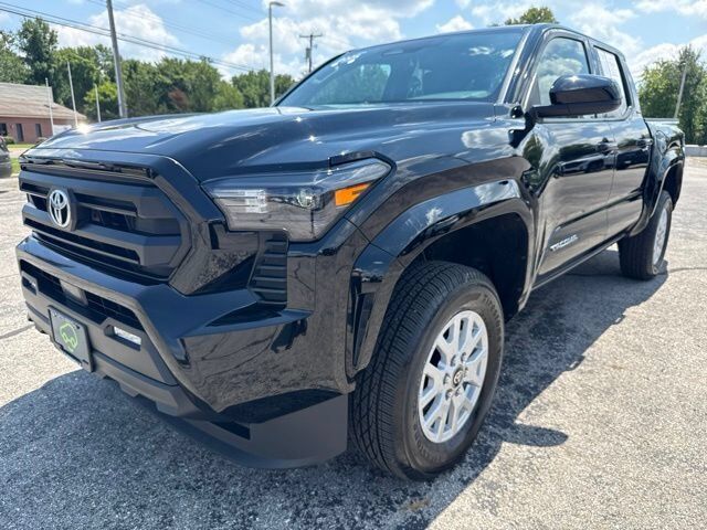 2025 Toyota Tacoma 4WD SR