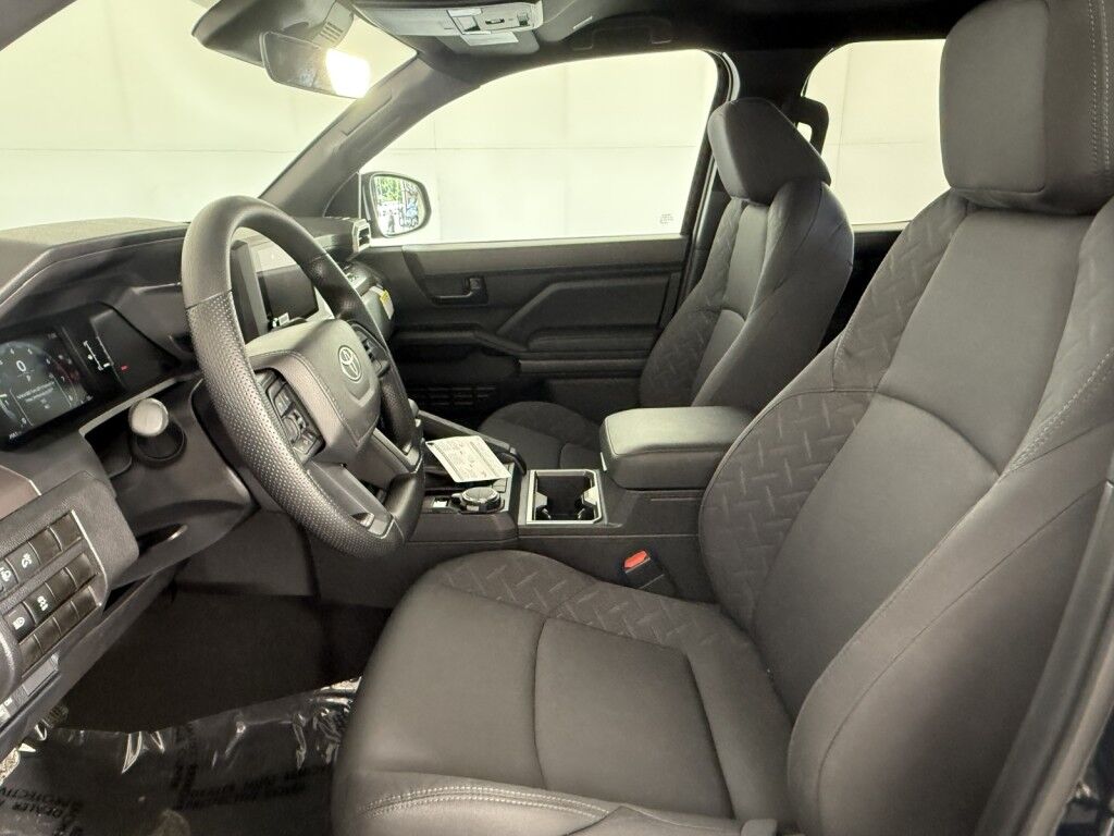 2025 Toyota Tacoma 4WD SR5 Double Cab 4x4 Maumee OH