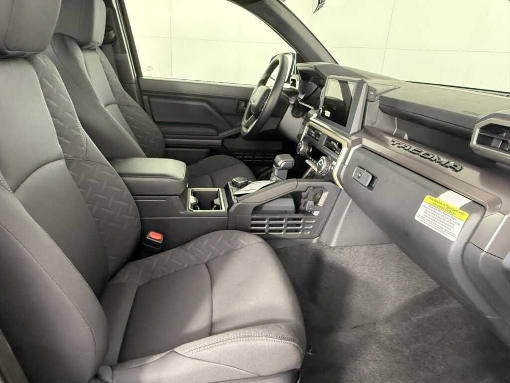 2025 Toyota Tacoma 4WD SR5 Double Cab 4x4 Maumee OH
