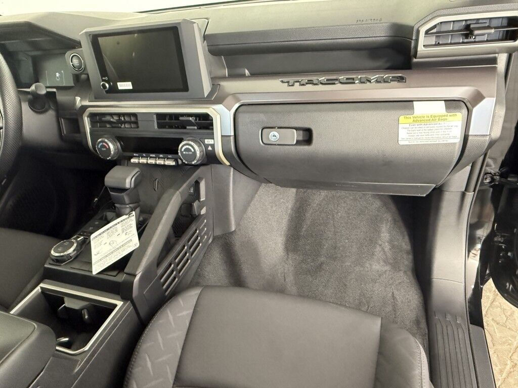 2025 Toyota Tacoma 4WD SR5 Double Cab 4x4 Maumee OH