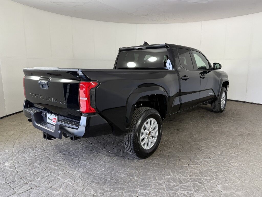 2025 Toyota Tacoma 4WD SR5 Double Cab 4x4 Maumee OH