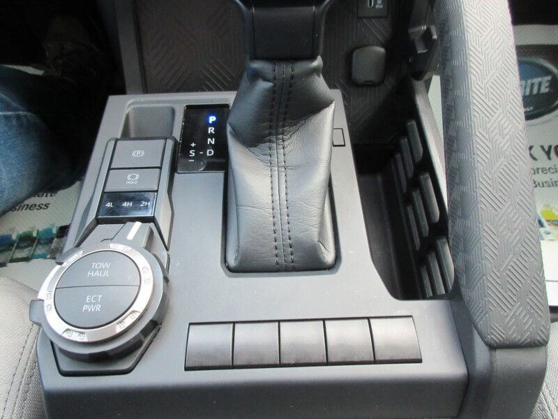 2025 Toyota Tacoma 4WD SR5 Double Cab 5' Bed AT (Natl) St. George SC