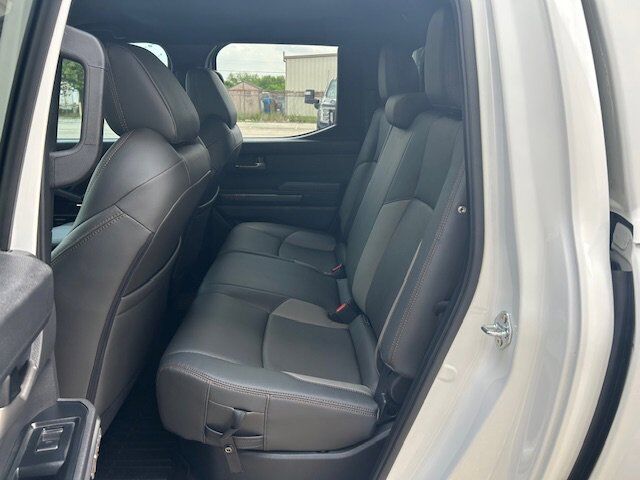 2025 Toyota Tacoma 4WD SR5 New Braunfels TX