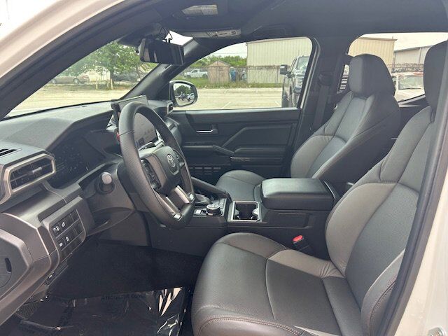 2025 Toyota Tacoma 4WD SR5 New Braunfels TX