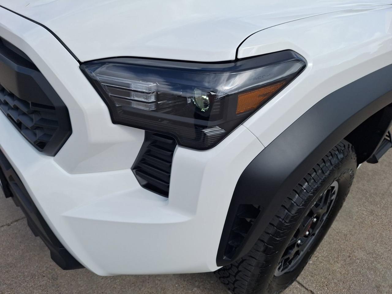 2025 Toyota Tacoma 4WD TRD Off Road Hurst TX