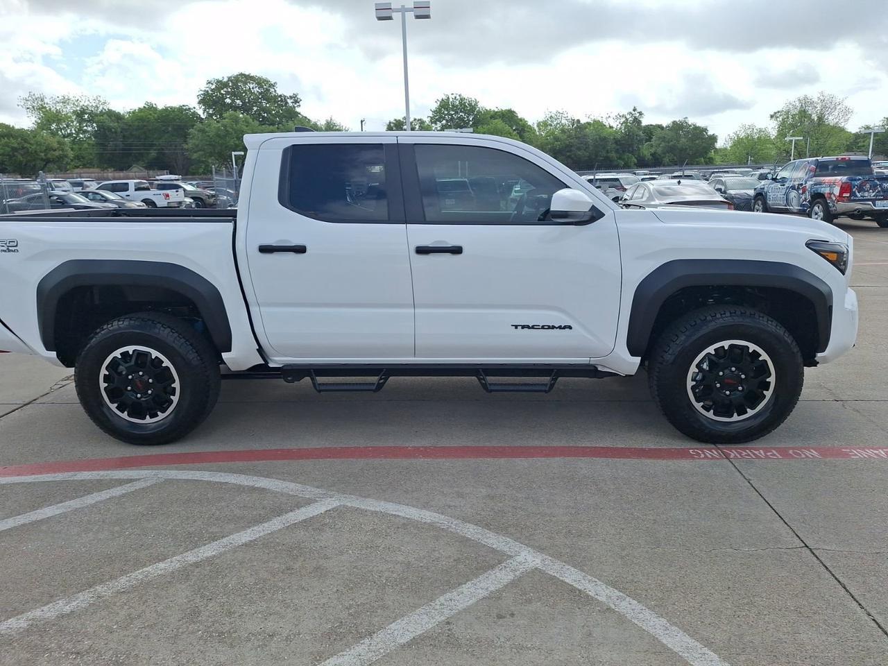 2025 Toyota Tacoma 4WD TRD Off Road Hurst TX
